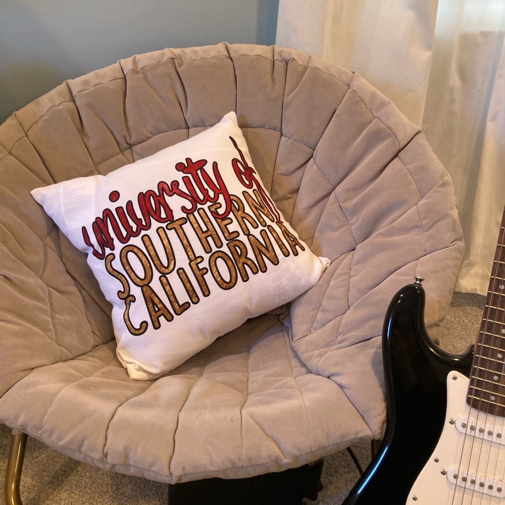 USC PILLOW